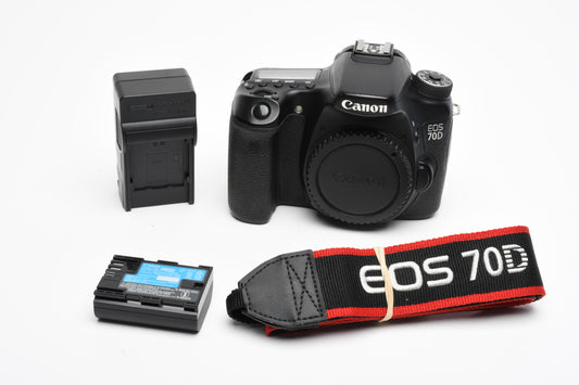 Canon EOS 70D DSLR Body w/Batt, charger, strap, 32K Acts