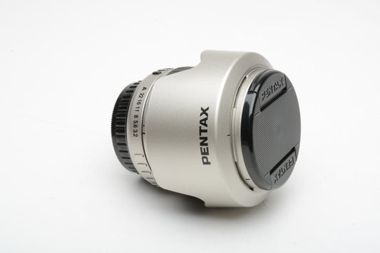 Pentax SMC FA 28-105mm f3.2-4.5 IF AL compact zoom lens, hood + Caps, *Read