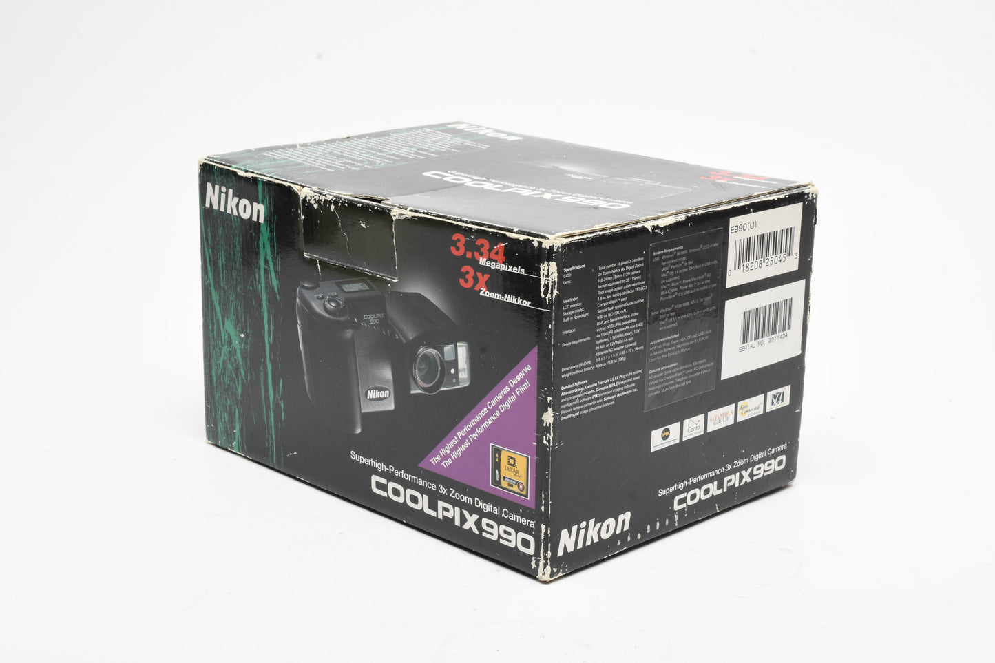 Nikon Coolpix 950 Digital Point&Shoot 3.2MP camera, Boxed