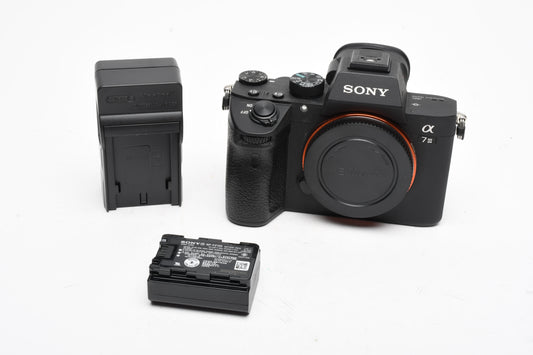 Sony A7 III Mirrorless Body, batt+charger, Only 2280 Acts! Great!