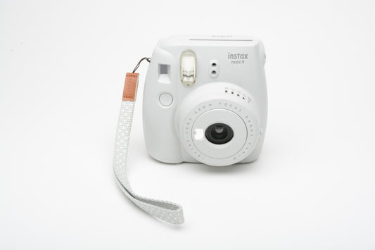 Fujifilm Instax Mini 9 Instant Film Camera - White w/wrist strap, missing lens cover