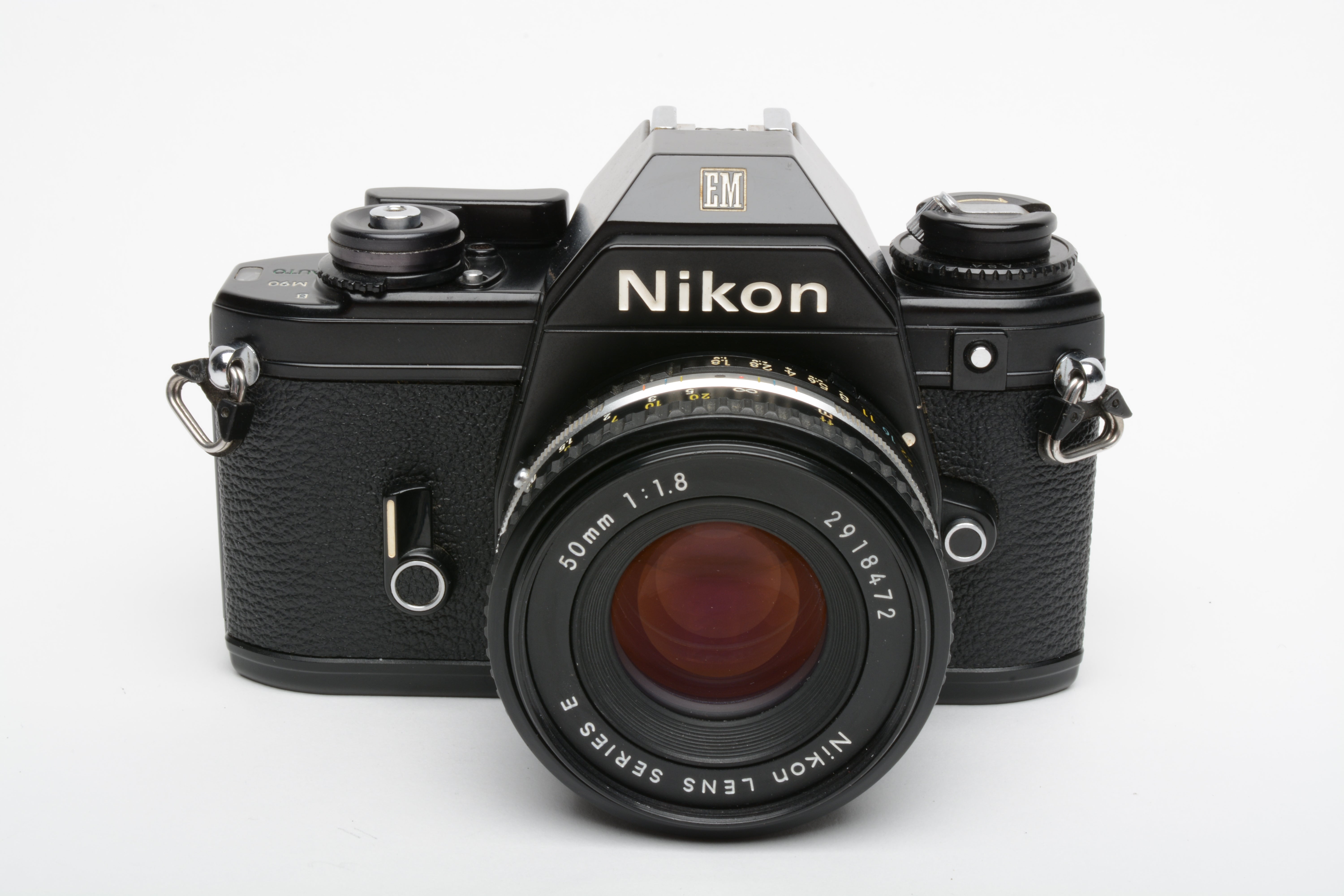 短納期 Nikon EM/NIKKOR 50mm 1:1.8 (良品） - カメラ