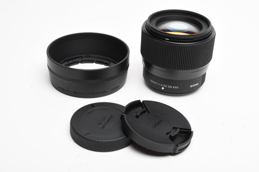 Sigma 56mm f1.4 DC DN C lens for X-Mount w/Hood and caps, Great!