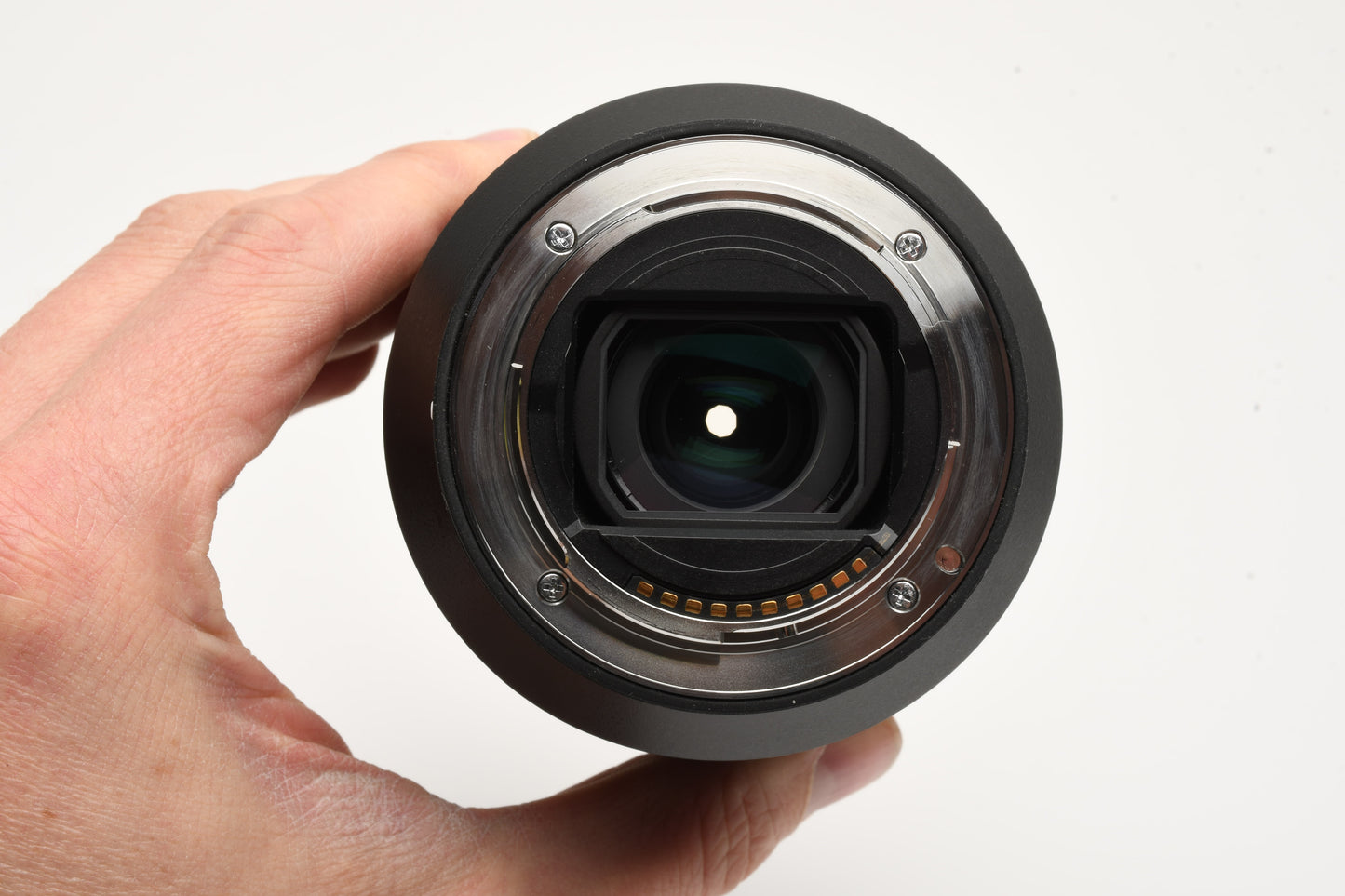 Sony FE 24-105mm f4 GM OSS zoom lens, hood, caps, Very clean & sharp