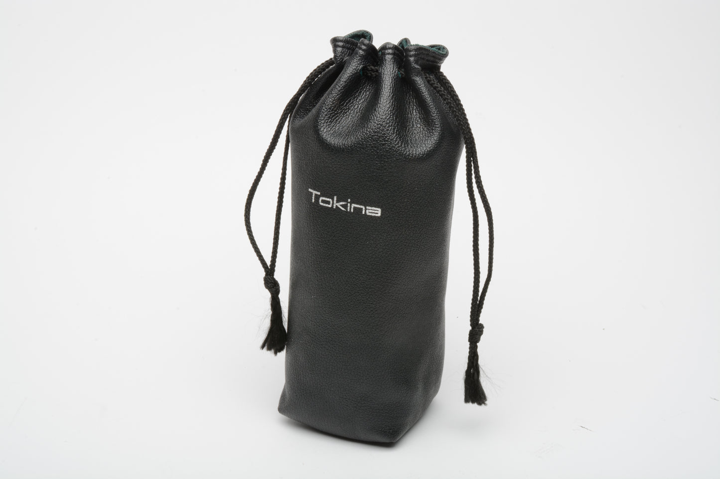 Tokina RMC 70-210mm F4 MD mount macro telephoto zoom lens, hood+caps+pouch, Great!