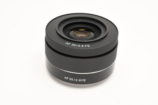 Samyang AF 35mm f2.8 FE Lens for Sony E Mount, Case, caps, Mint-