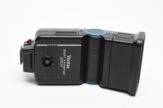 Vivitar Zoom Thyristor 2500 Shoe Mount Flash w/Diffuser, tested