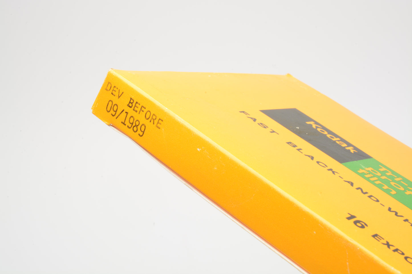 Kodak Tri-X Pan 4x5 film 16 exp. Sealed, expired 09/1989 140-3534