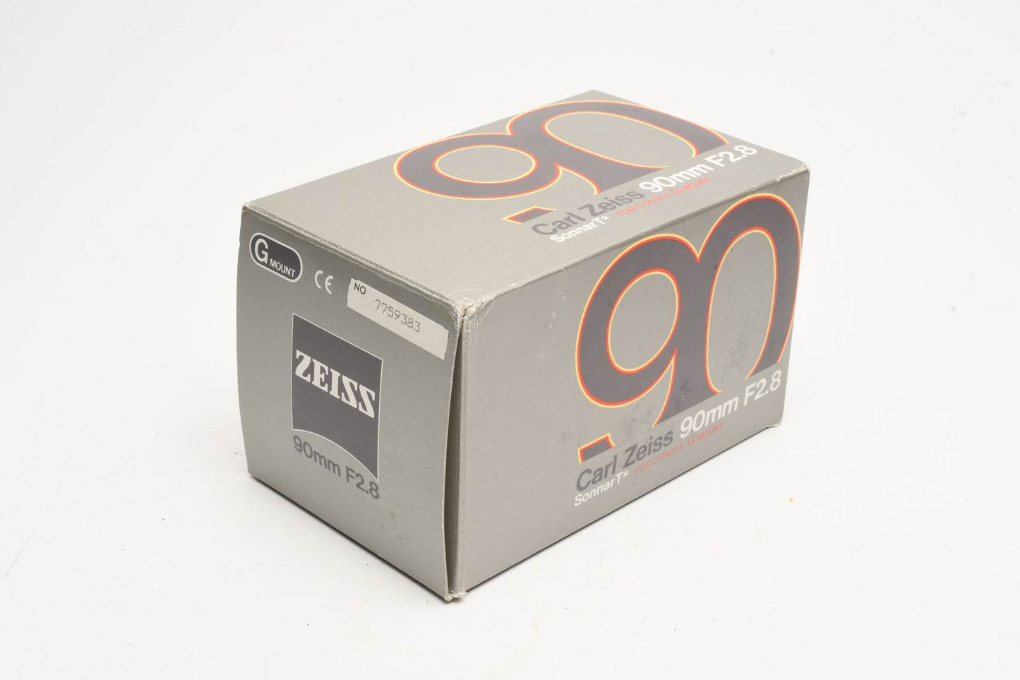 Contax Zeiss Sonnar T* 90mm f2.8 lens, boxed, Mint-, caps, Great