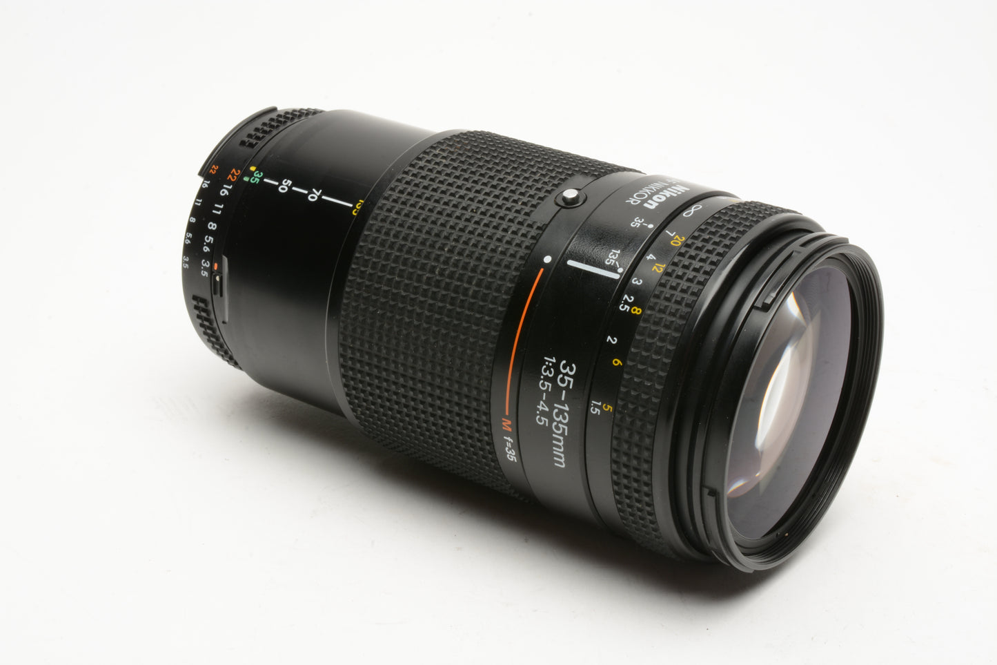 Nikon AF Nikkor 35-135mm F3.5-4.5 Macro zoom lens, caps, Great range, Nice