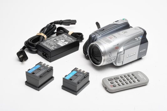 Canon HV20 Mini DV Camcorder, 2batts, AC/Charger, remote, Tested, Great!