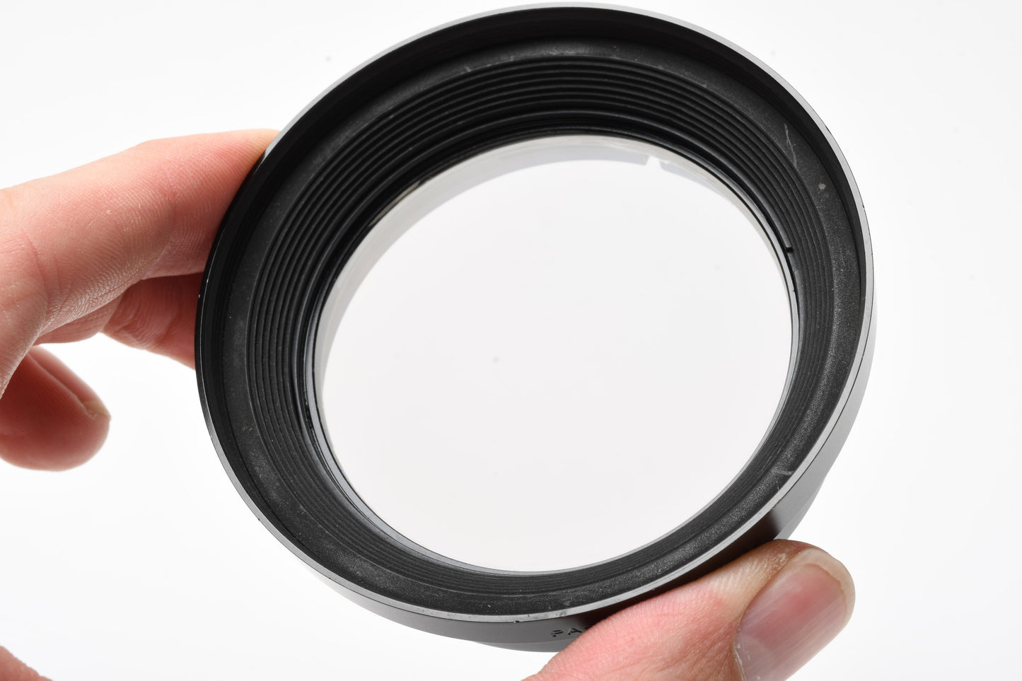 Leica 12514 lens Hood w/Inset Leitz Series 8 Polarizing filter, Great!
