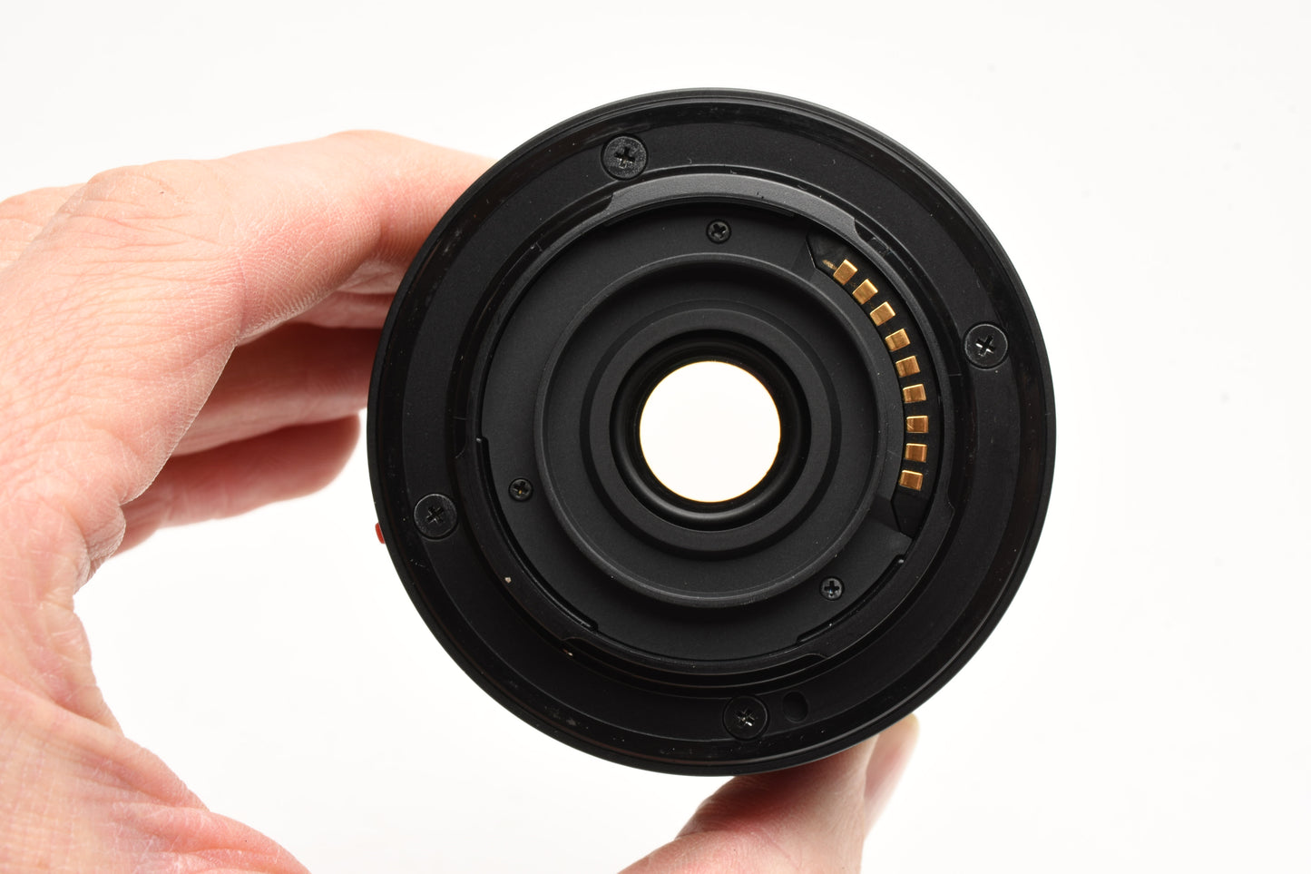 Olympus 14-42mm f3.5-5.6 ED Zuiko Digital zoom 4/3 Mount, B+W UV, Caps