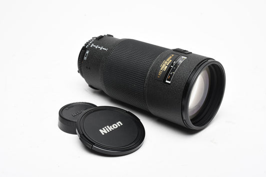 Nikon AF 80-200mm f2.8D ED zoom lens, caps, Nice & Sharp! Clean