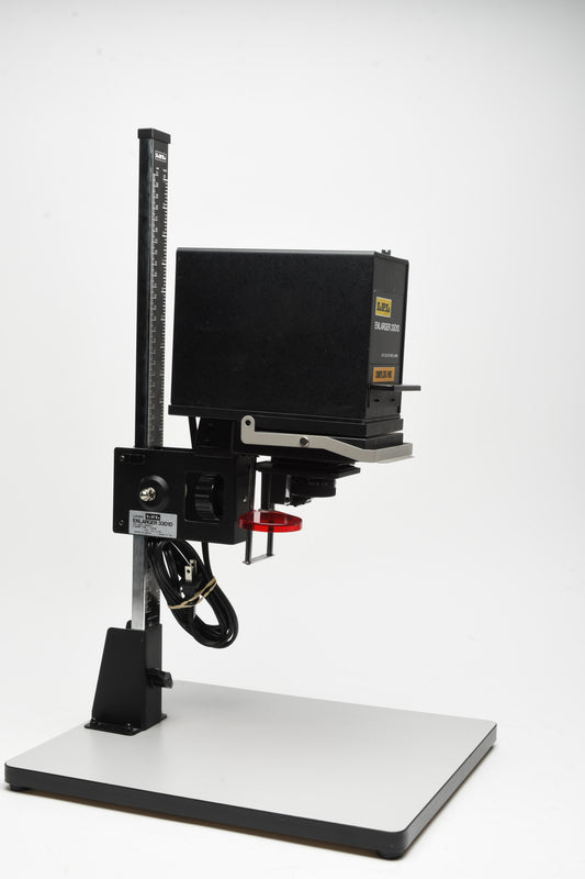 LPL 3301D B&W Condenser enlarger w/35mm carrier + 50mm Lens, Great