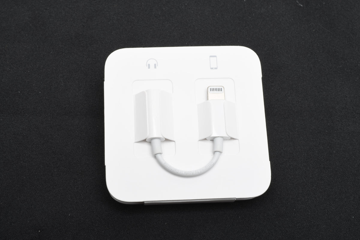 Original Apple EarPods Lightning Earphones For iPhone 7 8 X 11 12 13 14 Pro Max - New