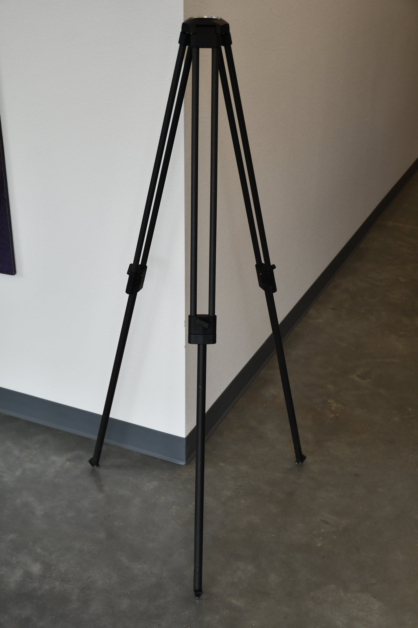 Sachtler ENG 75/2D tripod legs Only, Great quality