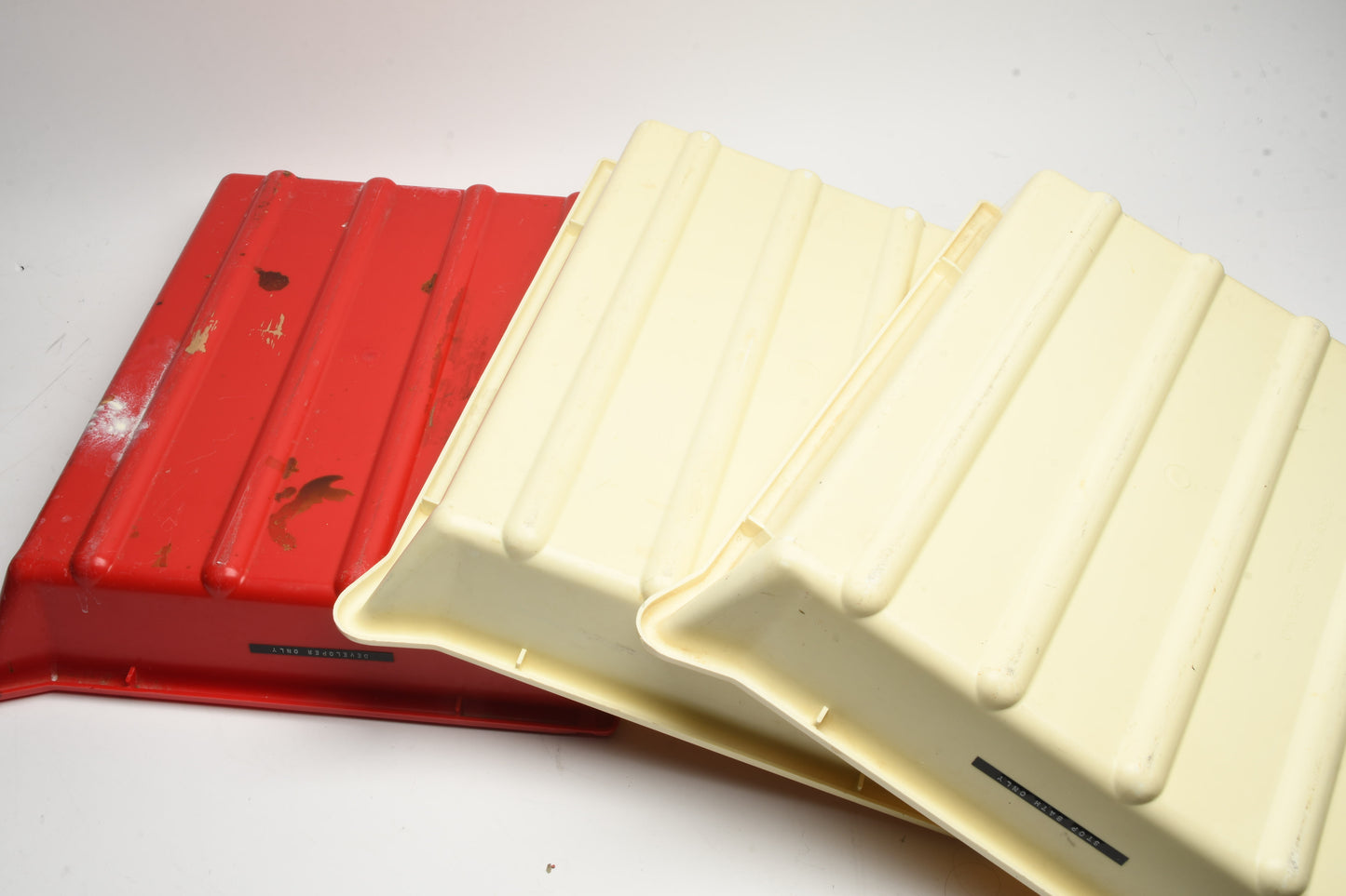 Set of 3 Paterson 12x16" darkroom paper developing trays (White, red)