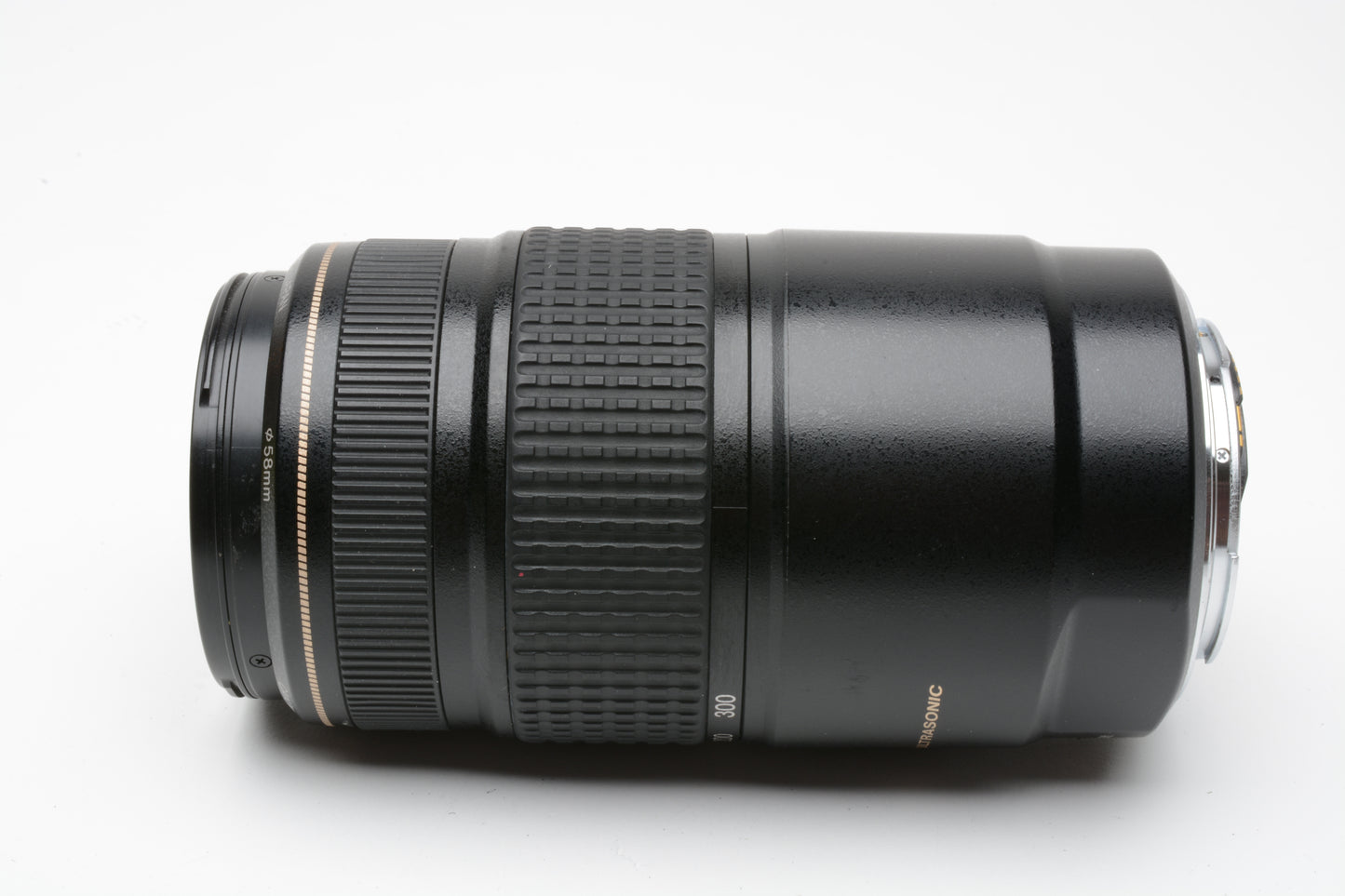 Canon EF 75-300mm f4-5.6 IS USM zoom lens, Caps, UV, clean & sharp!