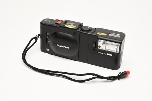 Olympus XA4 35mm Point & Shoot w/A16 Flash, Tested, Great