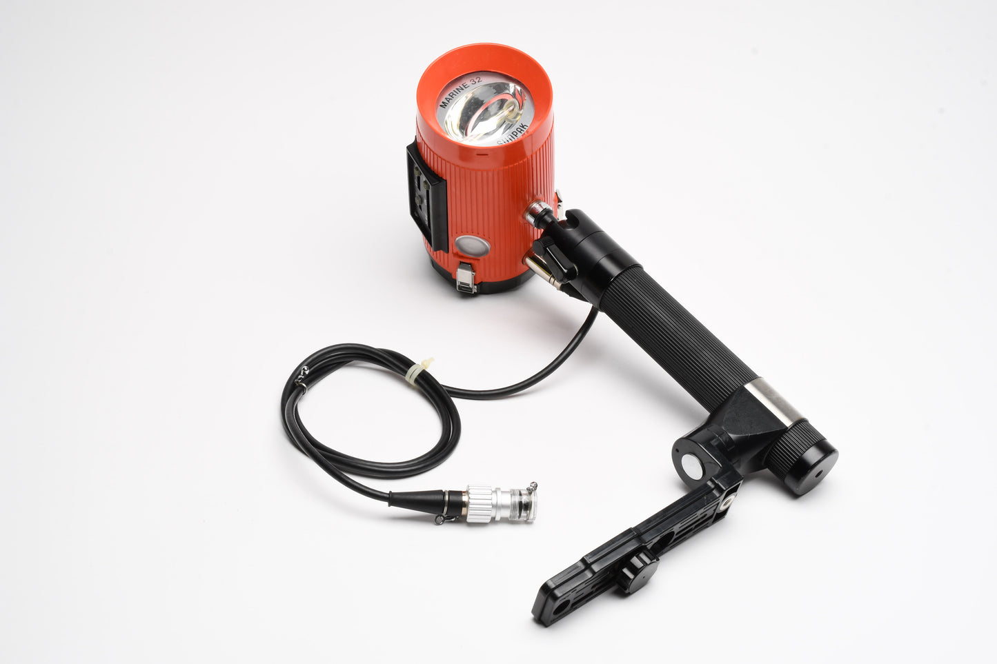 Sunpak Marine 32 Underwater Flash, Tested, works great