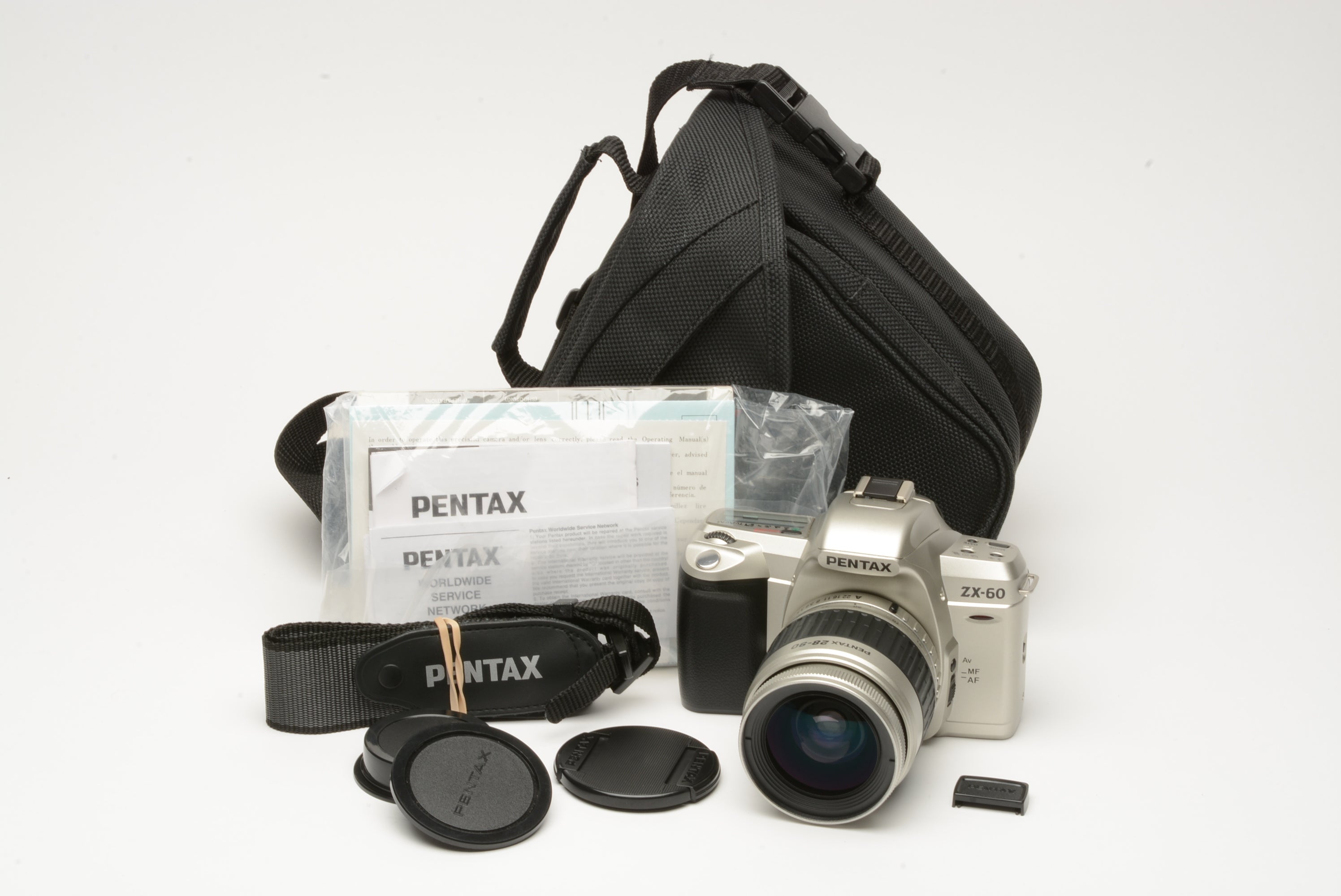 Pentax ZX-60 35mm SLR w/FA 28-90mm f3.5-5.6 zoom, Holster case, manual,  nice!