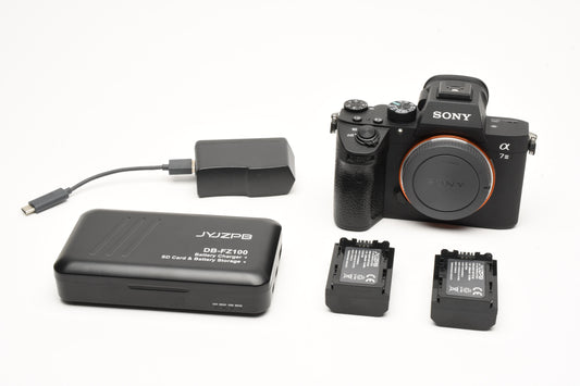 Sony A7 III Mirrorless Body, USA, only 20K Acts! Very nice