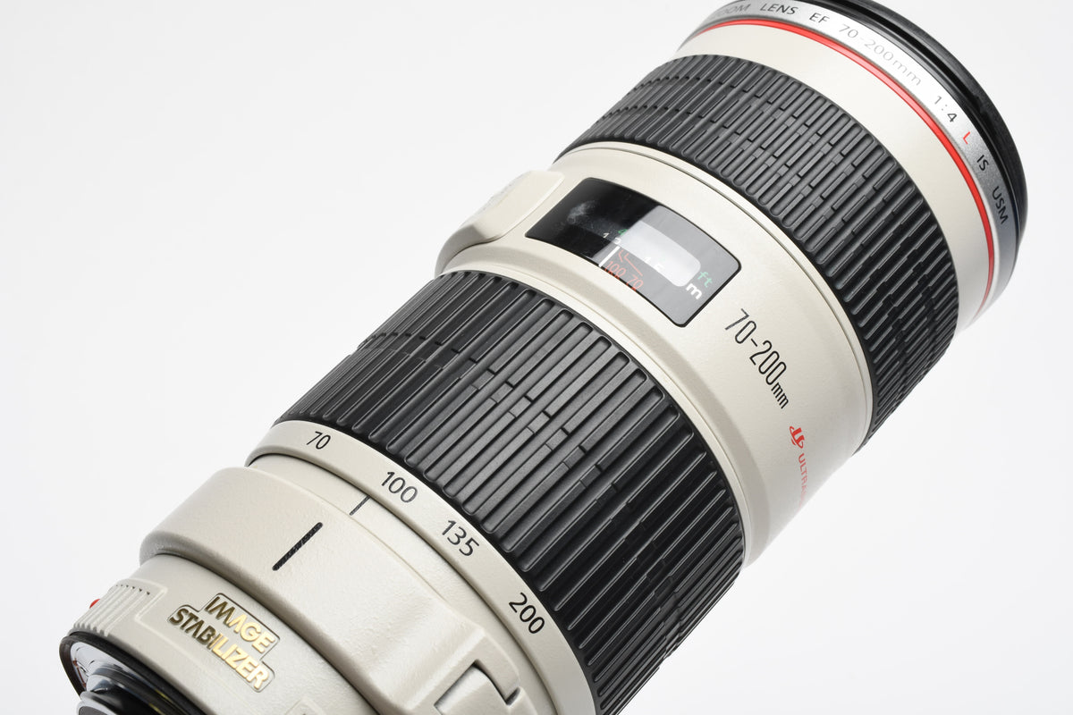 Canon EF 70-200mm f4L IS USM zoom, caps, tripod Mount, Sharp! Mint-