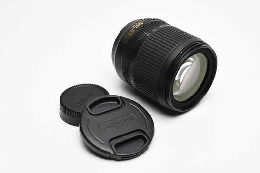 Nikon AF-S 18-105mm f3.5-5.6G ED DX VR zoom lens, caps, clean, versatile