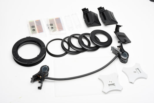 Nikon R1C1 Wireless Close Up Speedlight System, Complete in Case, Mint