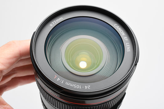 Canon EF 24-105mm f4L IS USM zoom lens, Caps, Clean and sharp!