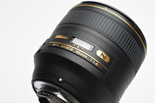 Nikon Nikkor AF-S 85mm f1.4 G Lens w/Hood, Caps, Mint-