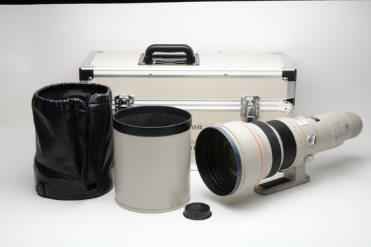 Canon EF 600mm F4L USM lens, trunk case, hood, caps, sharp!