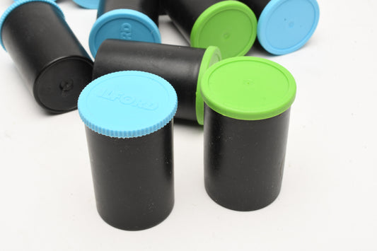12X Plastic Ilford 35mm plastic film canisters, Clean, Blue/Green lids