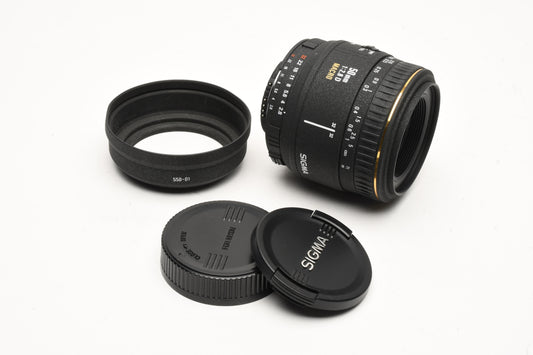 Sigma AF EX 50mm f2.8D Macro lens for Nikon, Very clean, Sharp! w/Hood
