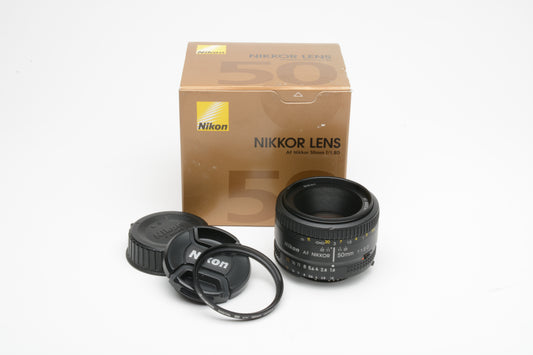 Nikon AF Nikkor 50mm f1.8D prime lens, very clean, w/caps+UV, Boxed