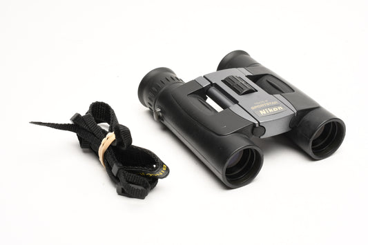 Nikon 10x25 5° Sportstar Compact binoculars, Great, clean