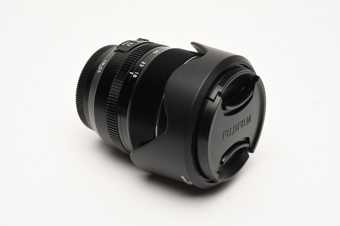 Fujifilm Super EBC XF 18-55mm f2.8-4 R LM OIS zoom w/caps+Hood, Mint-