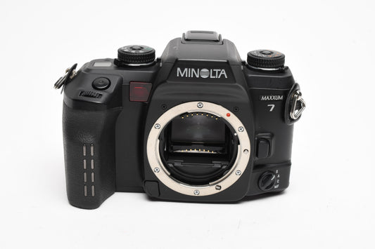 Minolta Maxxum 7 35mm SLR Body, Clean, Tested, Great!
