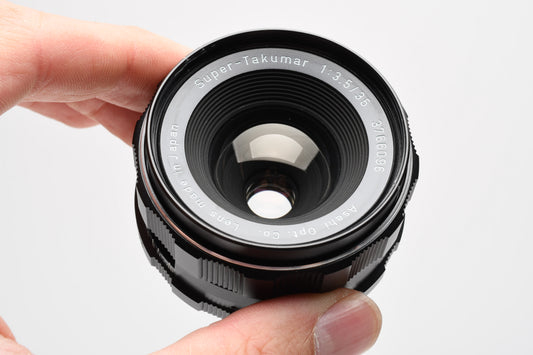 Super Takumar 35mm f3.5 M42 mount lens, caps, case, hood, Mint-