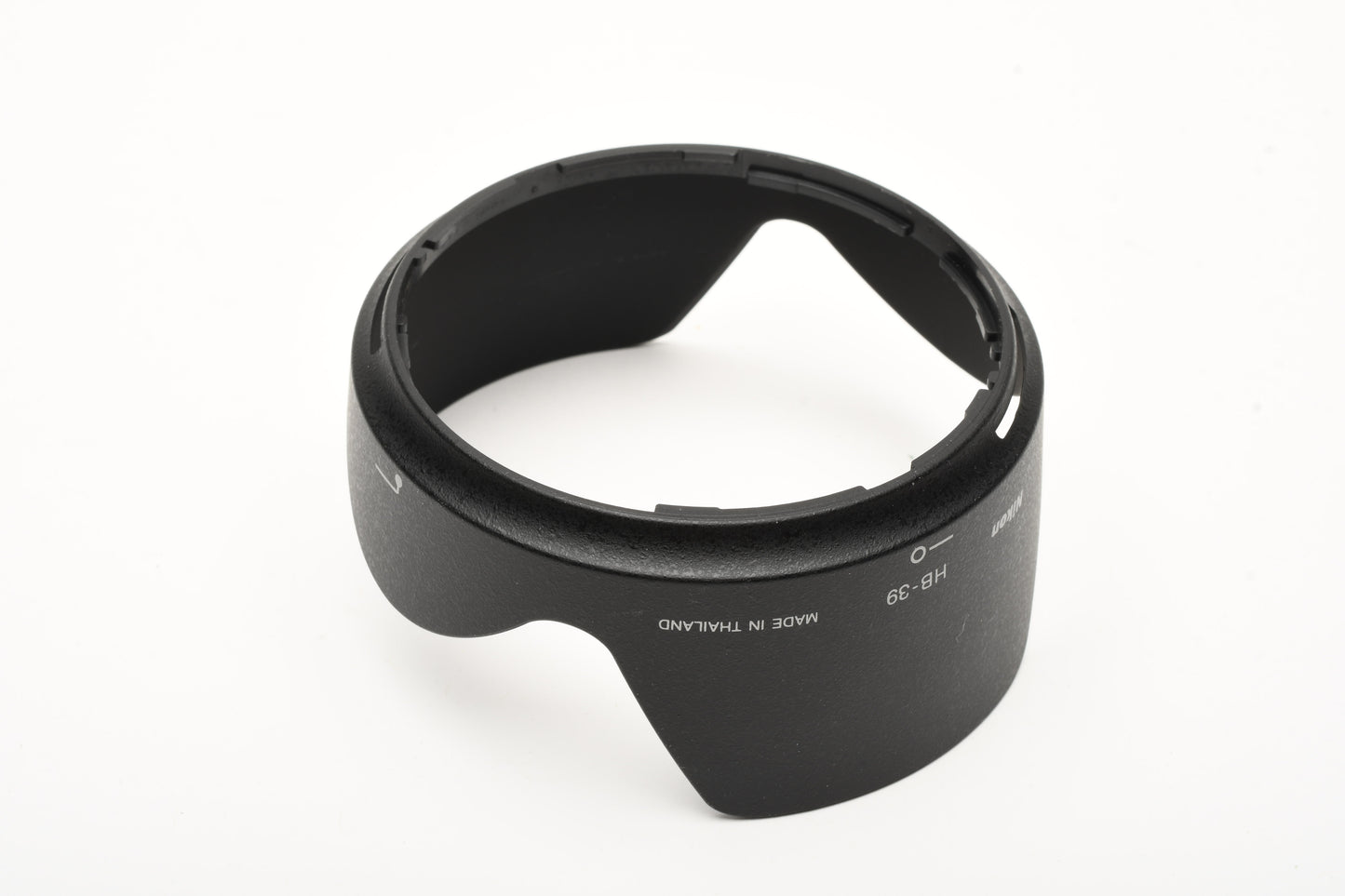 Nikon HB-39 petal lens hood for AF-S 16-85mm & AF-S 18-300mm, Mint-