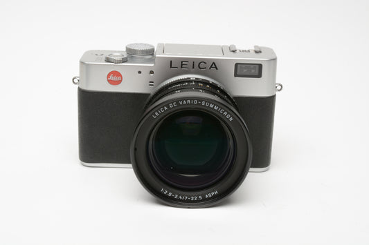 Leica Digilux 2 5MP Digital Point&Shoot, 2batts+charger+hood+cap, Nice! *Read
