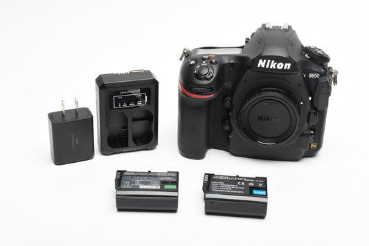 Nikon D850 DSLR Body w/2X batts+charger Only 17,489 Acts, Clean, USA