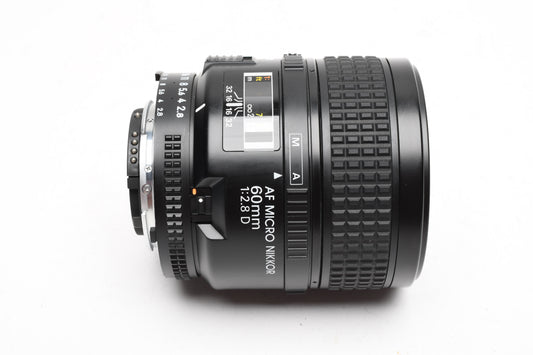 Nikon AF 60mm f2.8D Micro Nikkor lens, caps, Very sharp! Clean