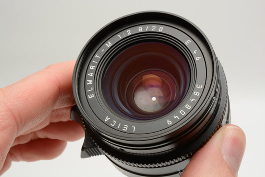 Leica 28mm f2.8 Elmarit-M 11809 E46 6Bit lens w/caps + case, Great!