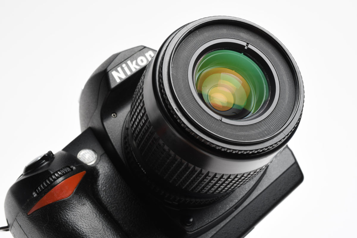 Nikon D70 DSLR Body w/AF 35-80mm zoom, 2Batts, Strap, 16K Acts