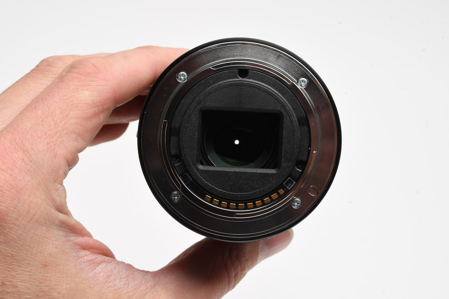 Sony 55-210mm f4.5-6.3 OSS zoom lens (Black) w/Lens caps, Lens hood