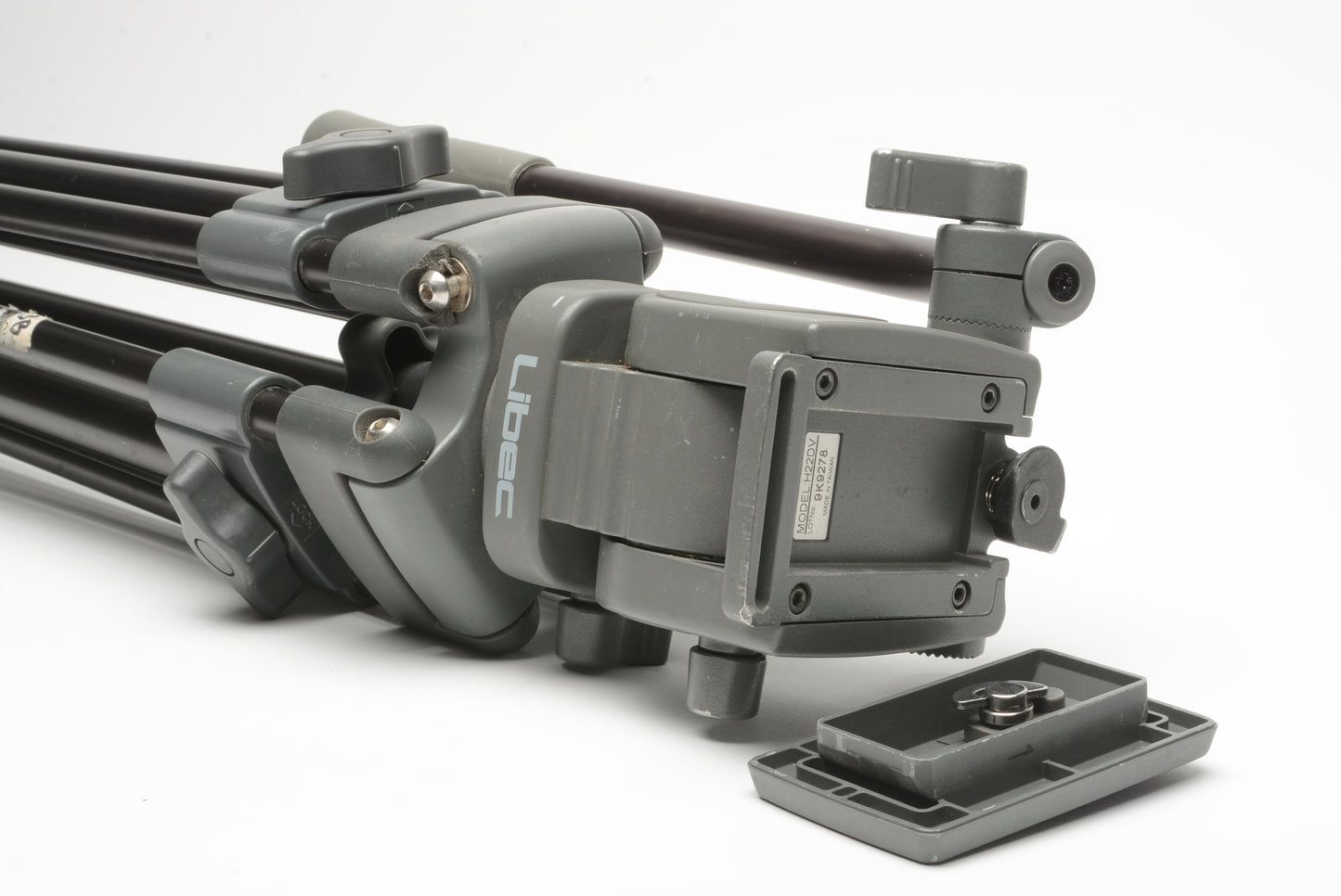 Libec T58 Tripod with H22 DV Head, QR plate, tested, great!