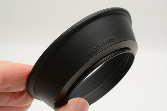 Olympus OM 28mm f2.8 Rubber hood shade, Very clean, Nice (49mm)