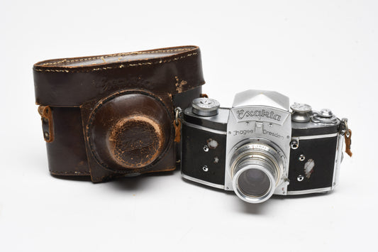 Exakta V w/Tessar 50mm f3.5 lens, UV, Tested, works well